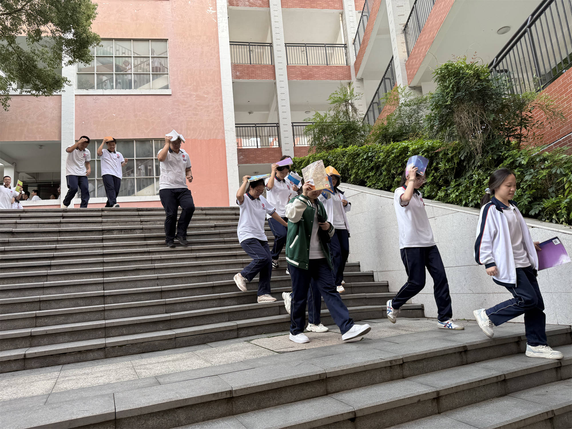 图4.jpg