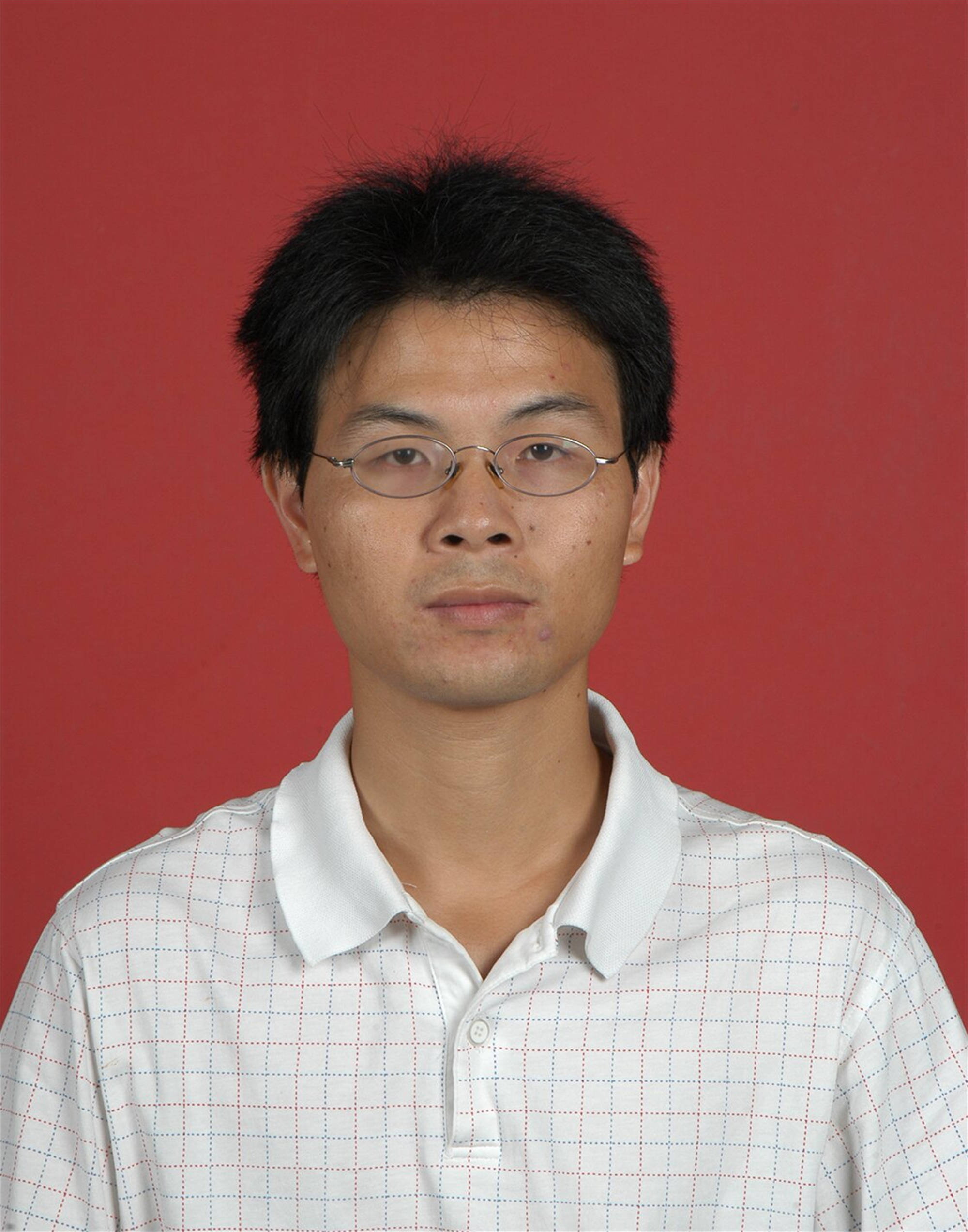 卢永华.jpg